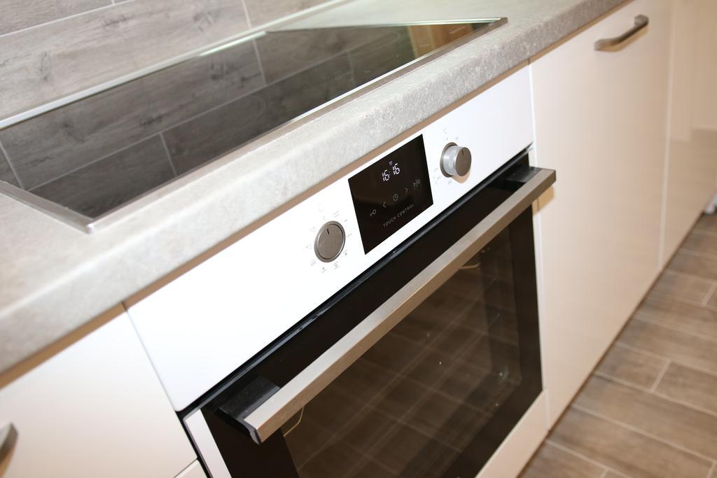 Centar Vodice Apartmani Rum bild